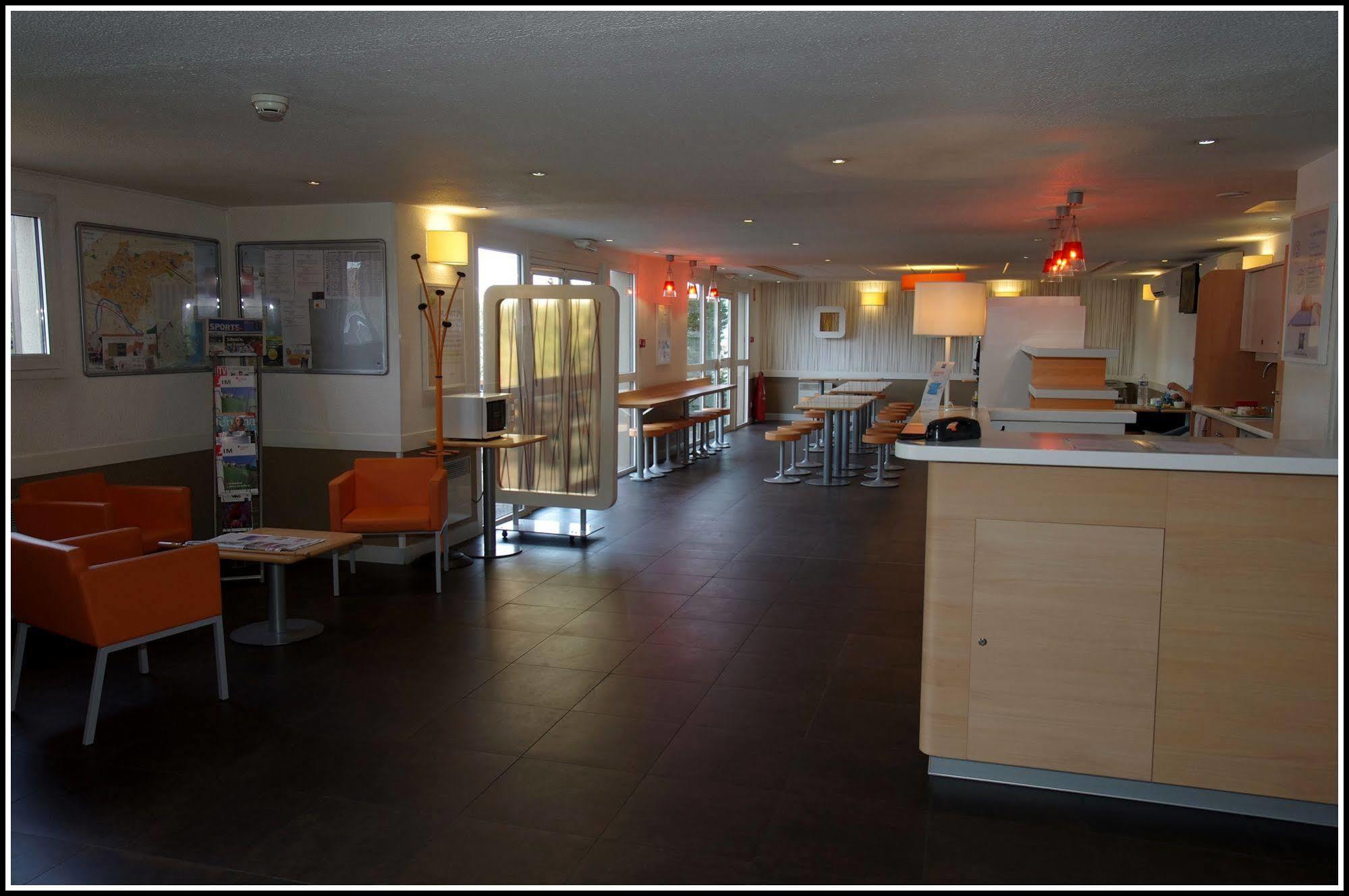 Hotel Est 2*